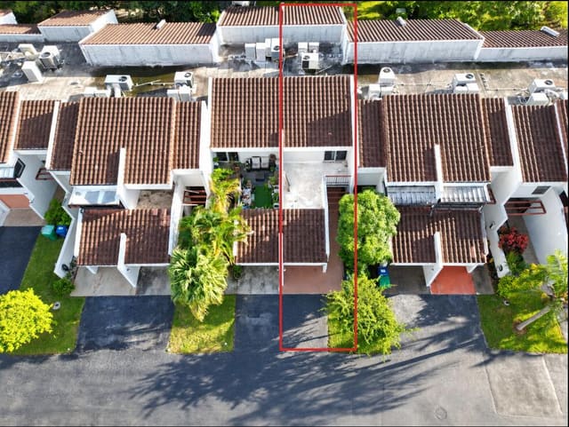 6479 Racquet Club Drive, Lauderhill, FL 33319
