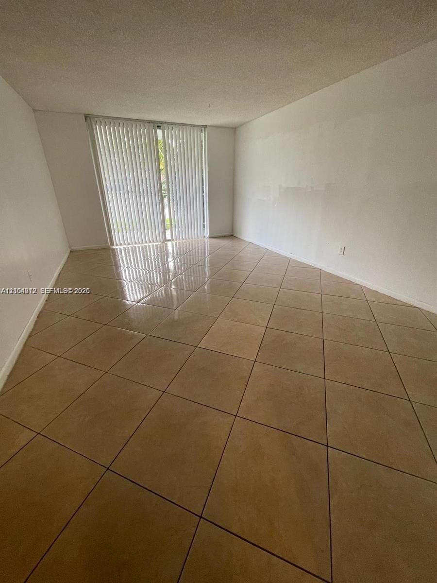 494 NW 165th St Road C-105 — photo 11