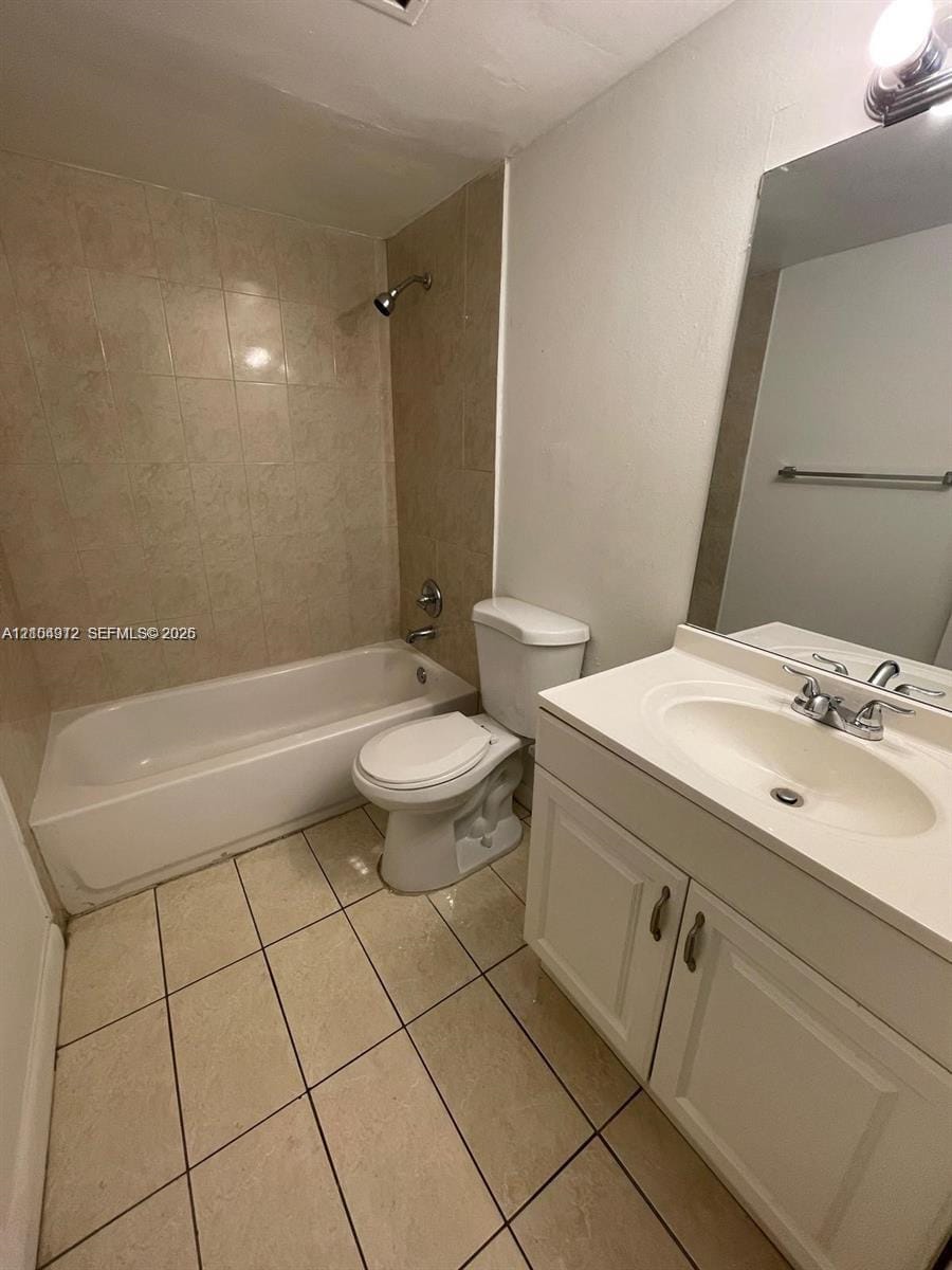 494 NW 165th St Road C-105 — photo 9