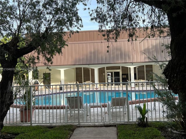 500 NE 2nd Street 210, Dania Beach, FL 33004