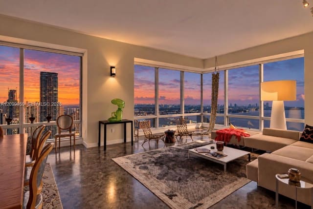 1425 Brickell Avenue 60E, Miami, FL 33131