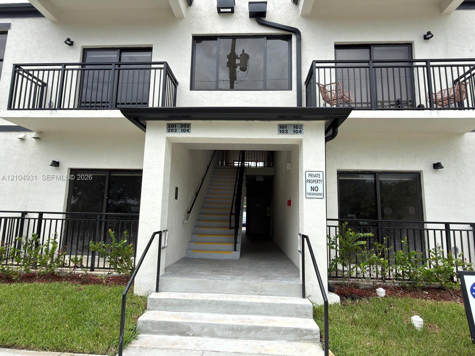 17020 SW 104th Avenue 105 — photo 2