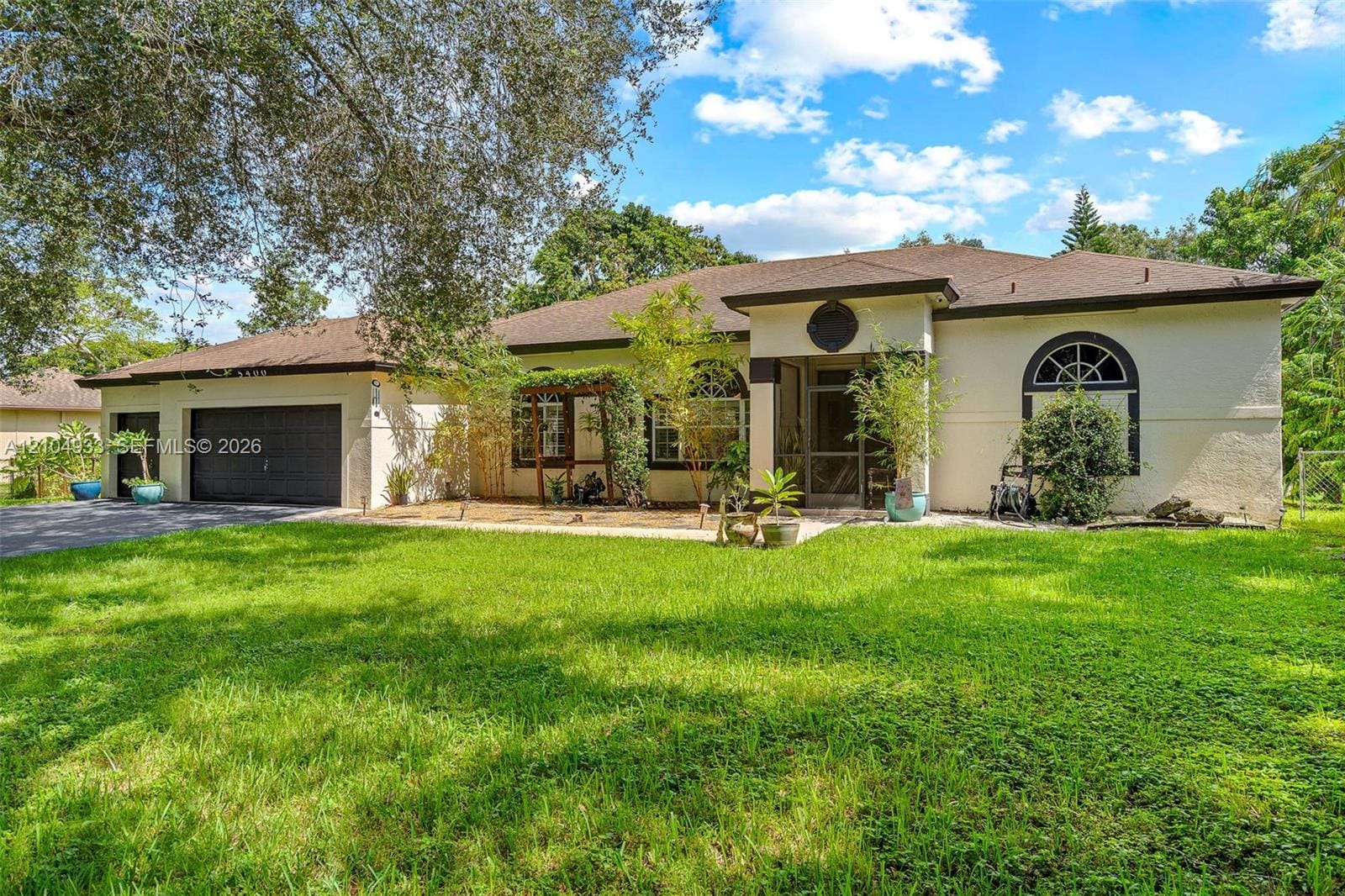 5400 SW 199th Avenue, Pembroke Pines, FL 33332