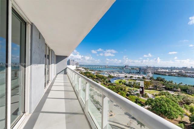 50 Biscayne Boulevard 1808, Miami, FL 33132