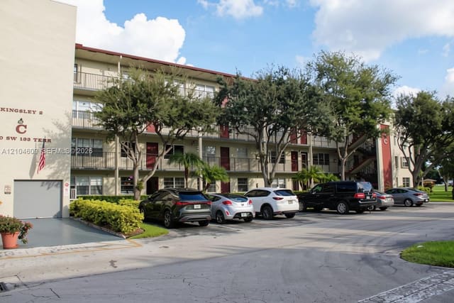 750 SW 133rd Terrace 114C, Pembroke Pines, FL 33027