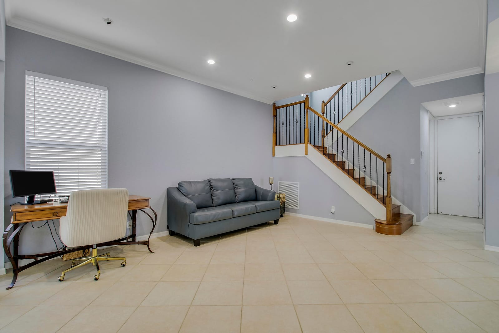 221 Isle Verde Way — photo 8