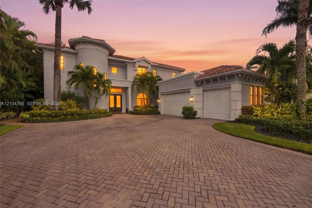 5123 Isabella Drive, Palm Beach Gardens, FL 33418