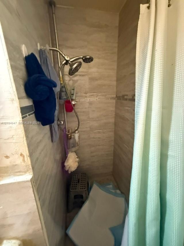 2305 NE 135th Terrace — photo 7