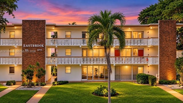 500 S Luna Court 3, Hollywood, FL 33021
