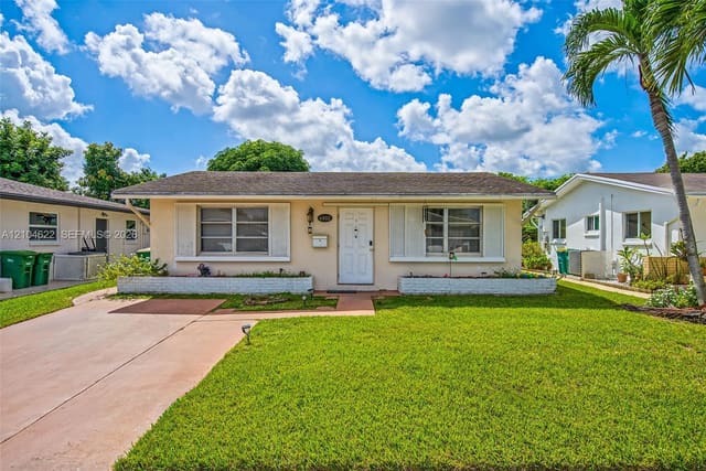 6802 NW 58th Court, Tamarac, FL 33321