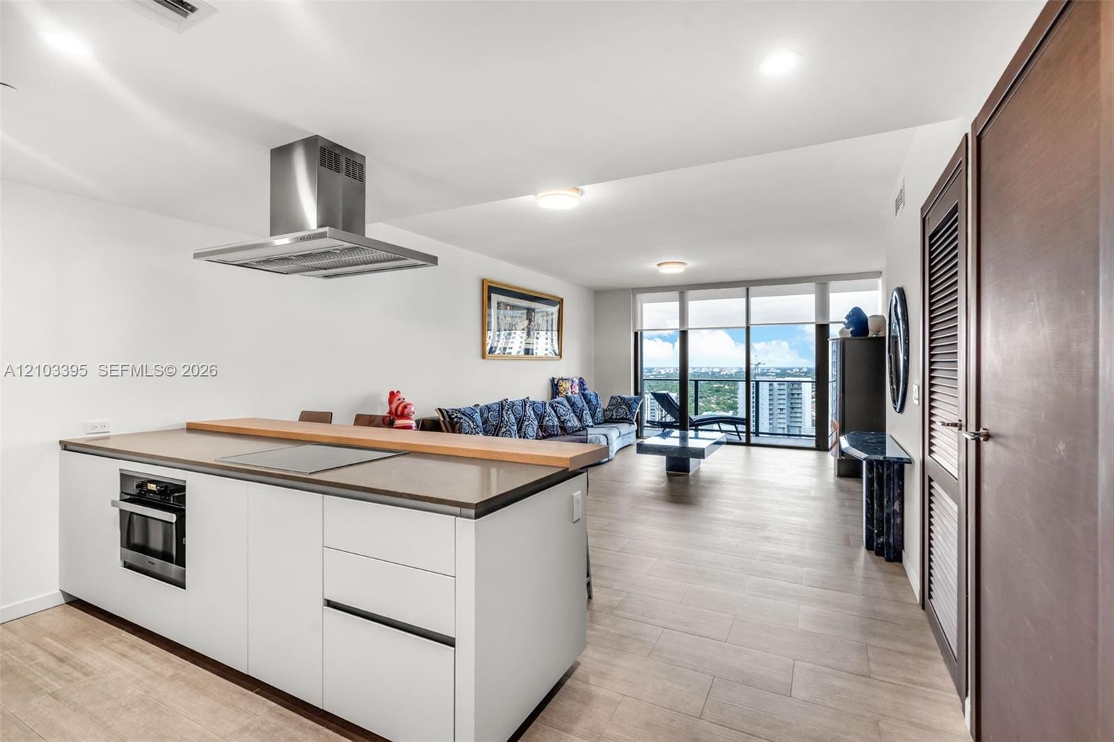1000 Brickell Plaza 3110 — photo 1