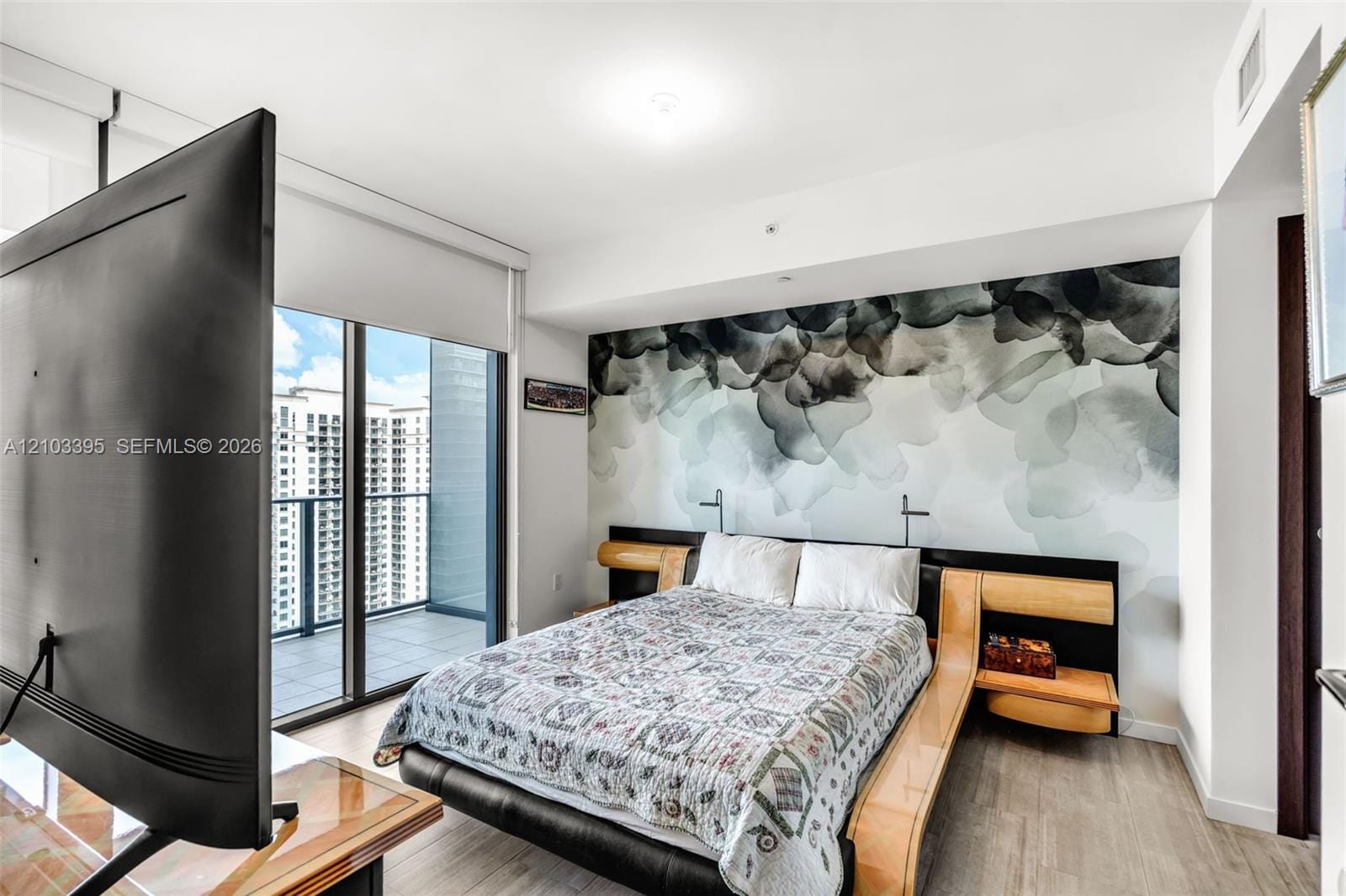 1000 Brickell Plaza 3110 — photo 9