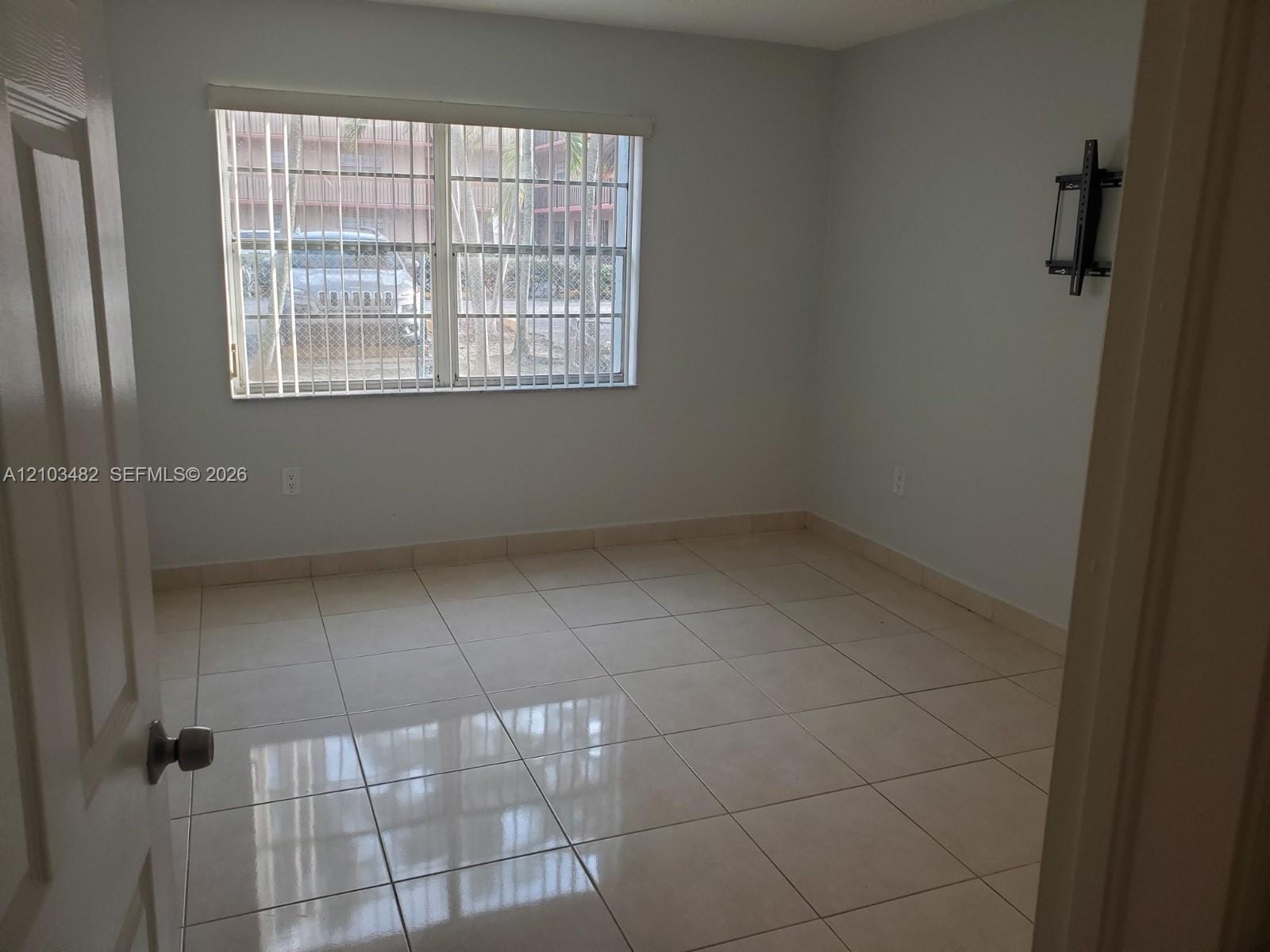 495 NW 72nd Avenue 103, Miami, FL 33126 photo 17