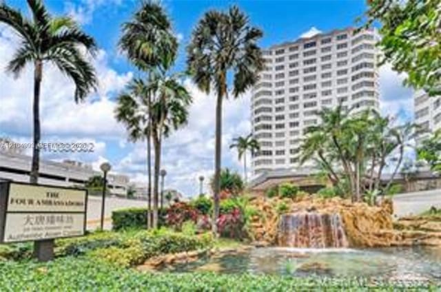 825 Brickell Bay Drive 1049, Miami, FL 33131