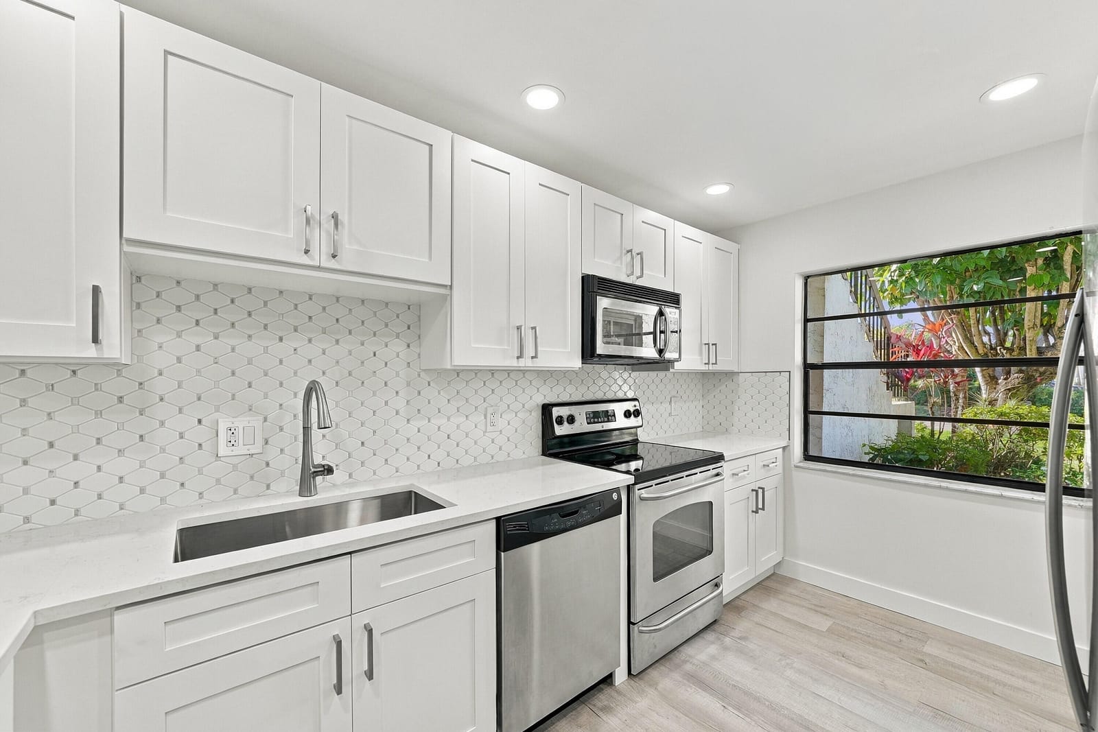21364 Cypress Hammock Drive 1G — photo 9