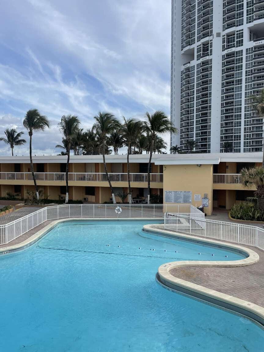 18335 COLLINS Avenue 159, Sunny Isles Beach, FL 33160 photo 12