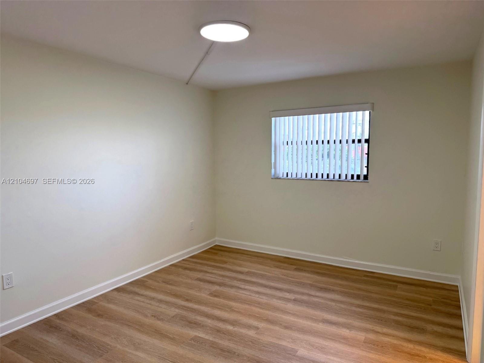 8075 NW 7th Street 321 — photo 11