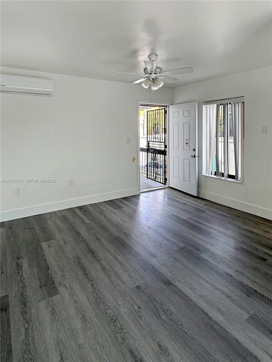 852 SW 1st Street 6 — photo 3