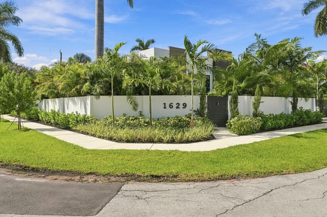 1629 NE 1ST Avenue, Fort Lauderdale, FL 33305