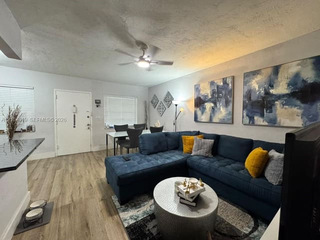 1860 Venice Park Drive 224, North Miami, FL 33181