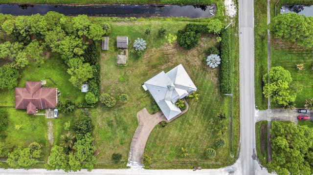 17496 72ND Road N, The Acreage, FL 33470