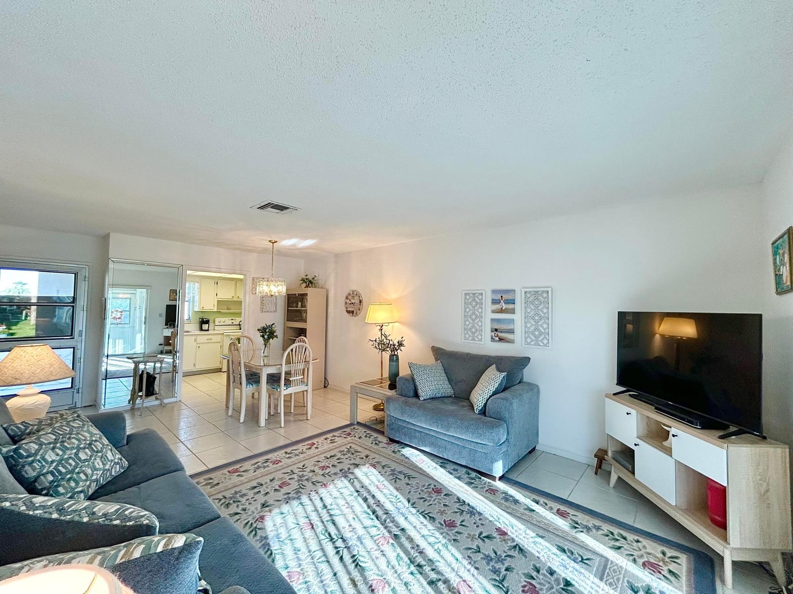 2653 Dudley Drive W F — photo 10