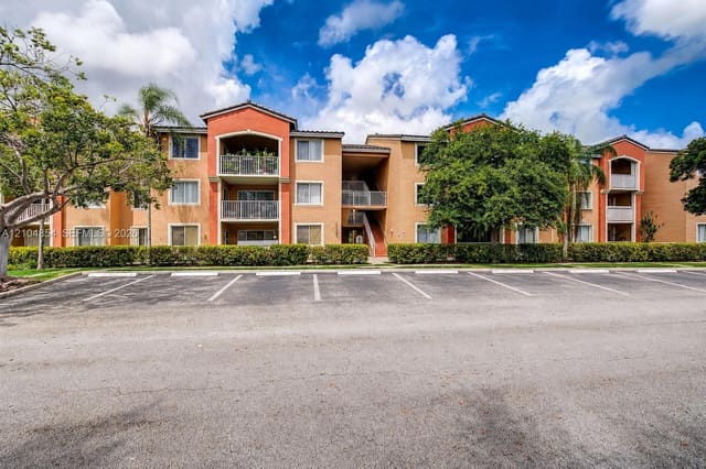 3854 Lyons Road 307-5, Coconut Creek, FL 33073