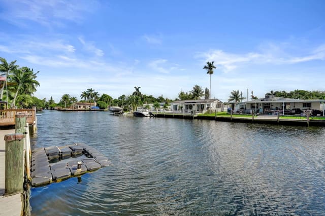 2714 SCOTT Street, Hollywood, FL 33020