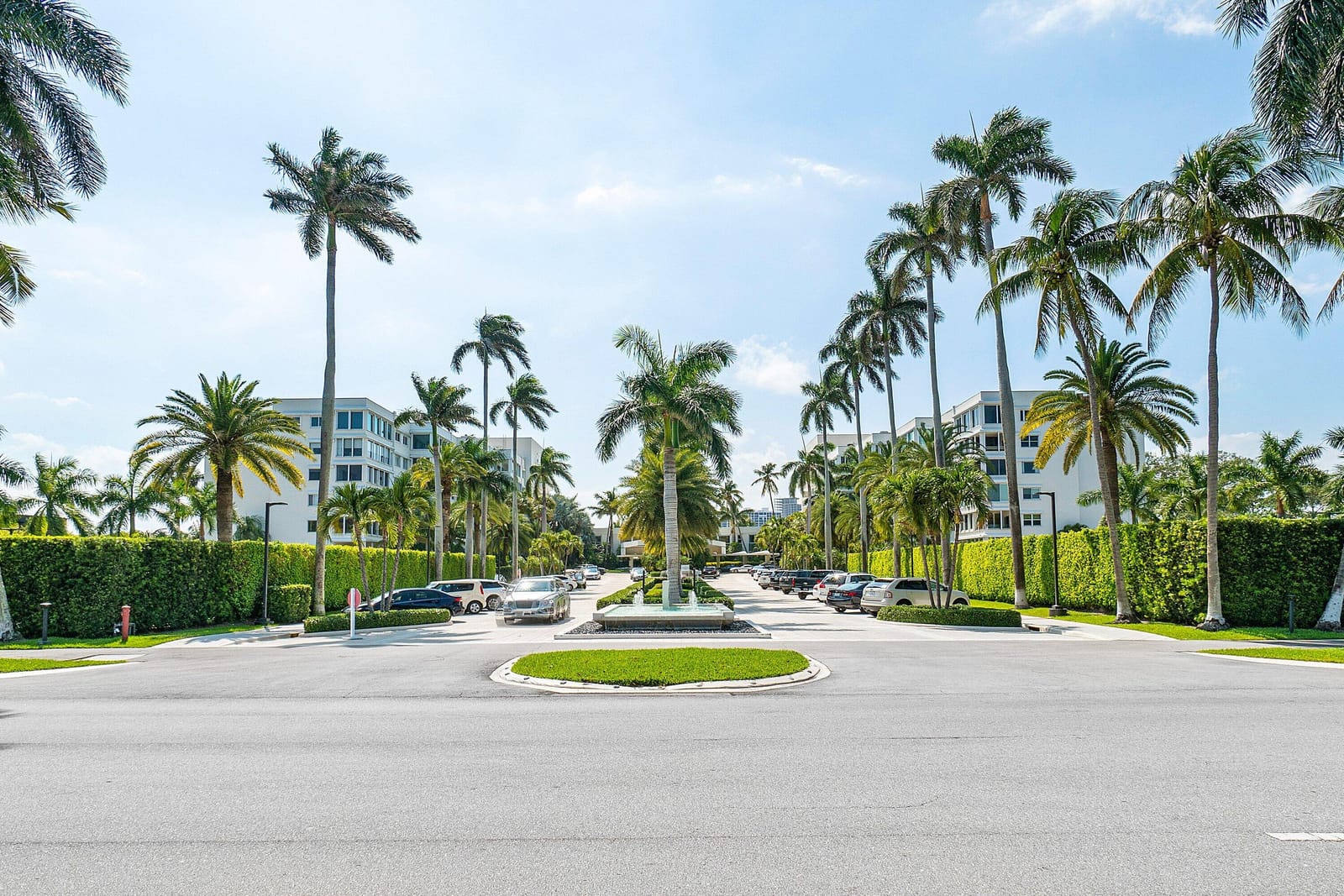 44 COCOANUT Row 222B, Palm Beach, FL 33480