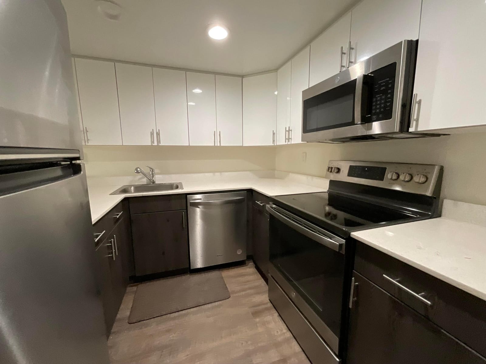 2 bedroom home for sale at 19455 10, North Miami Beach, FL 33179 — $2,387