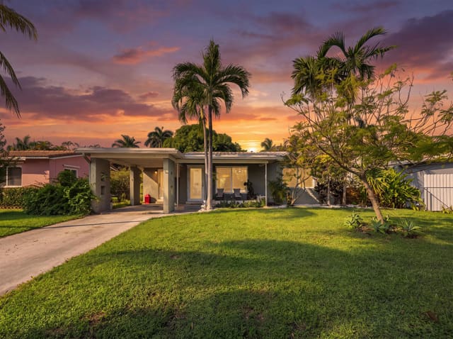 1429 HAYES Street, Hollywood, FL 33020
