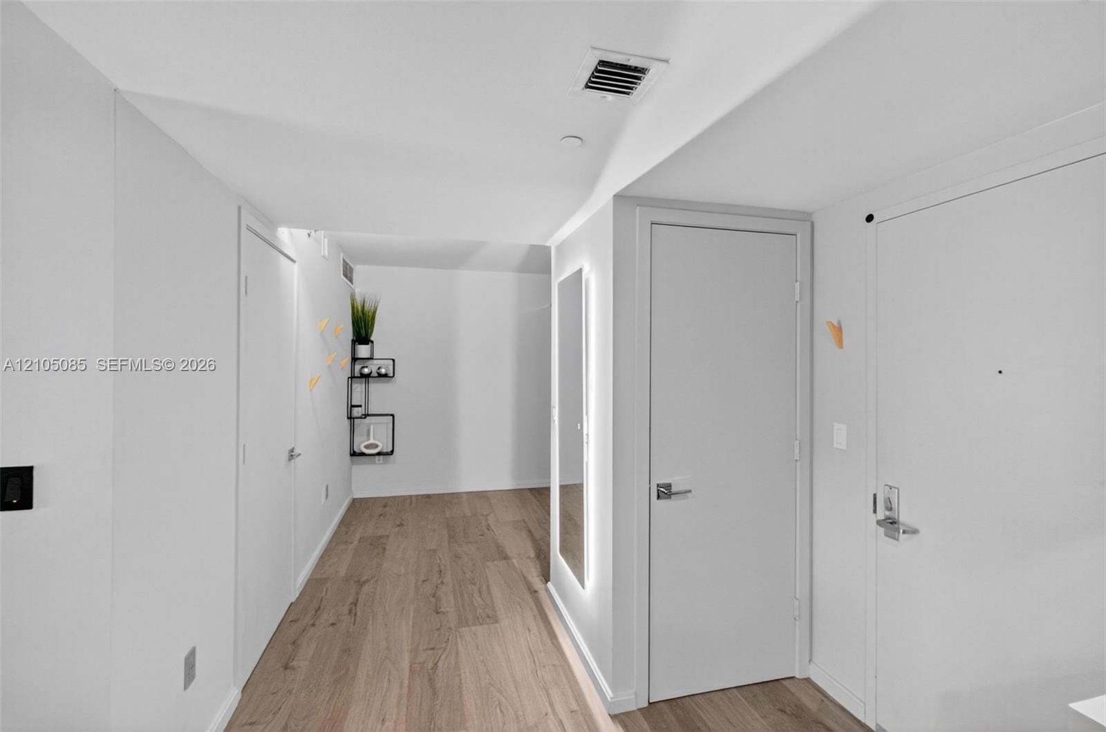 50 Biscayne Boulevard 710 — photo 11