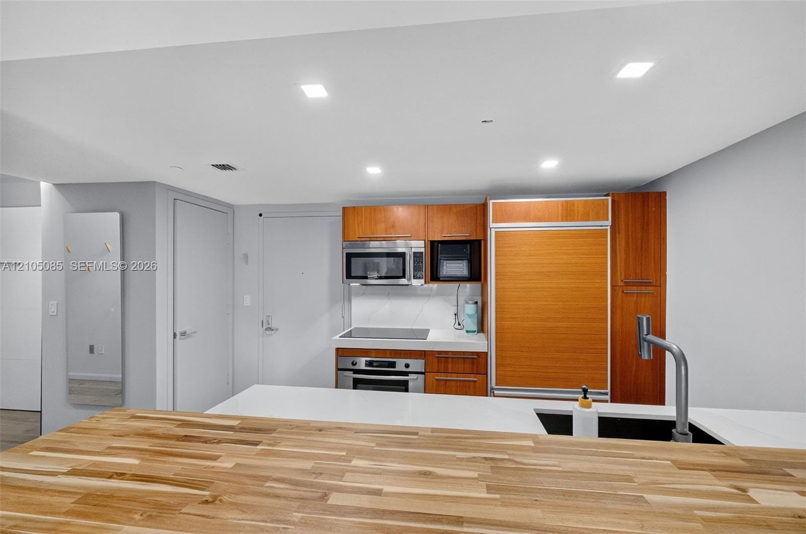 50 Biscayne Boulevard 710 — photo 9