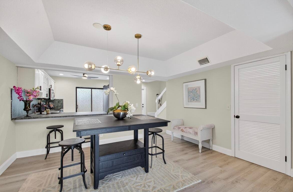 2703 MAPLEWOOD Drive — photo 10