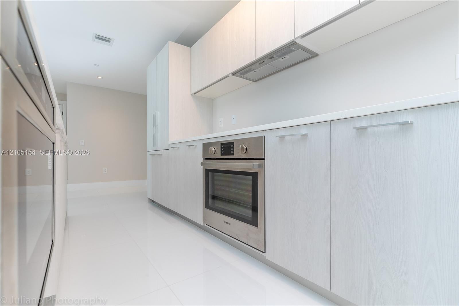 501 NE 31st Street 3302 — photo 11