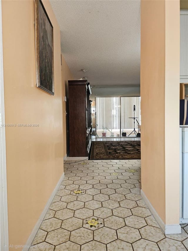 5121 W Oakland Park Boulevard 211, Lauderdale Lakes, FL 33313