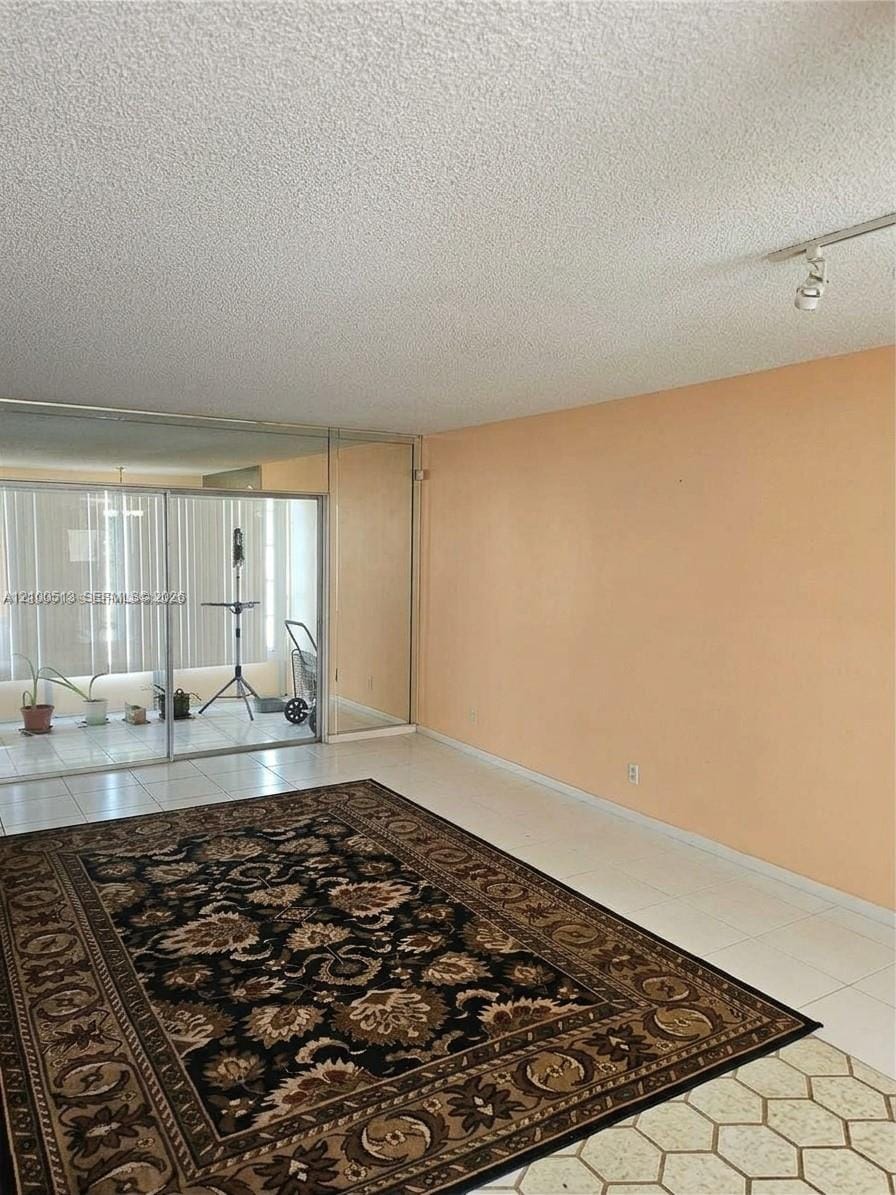 5121 W Oakland Park Boulevard 211 — photo 9