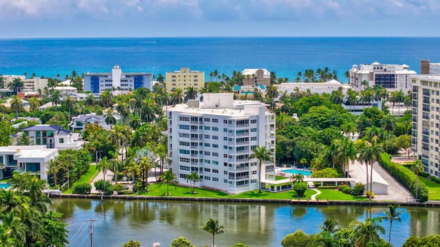 1000 Lowry Street 5G, Delray Beach, FL 33483