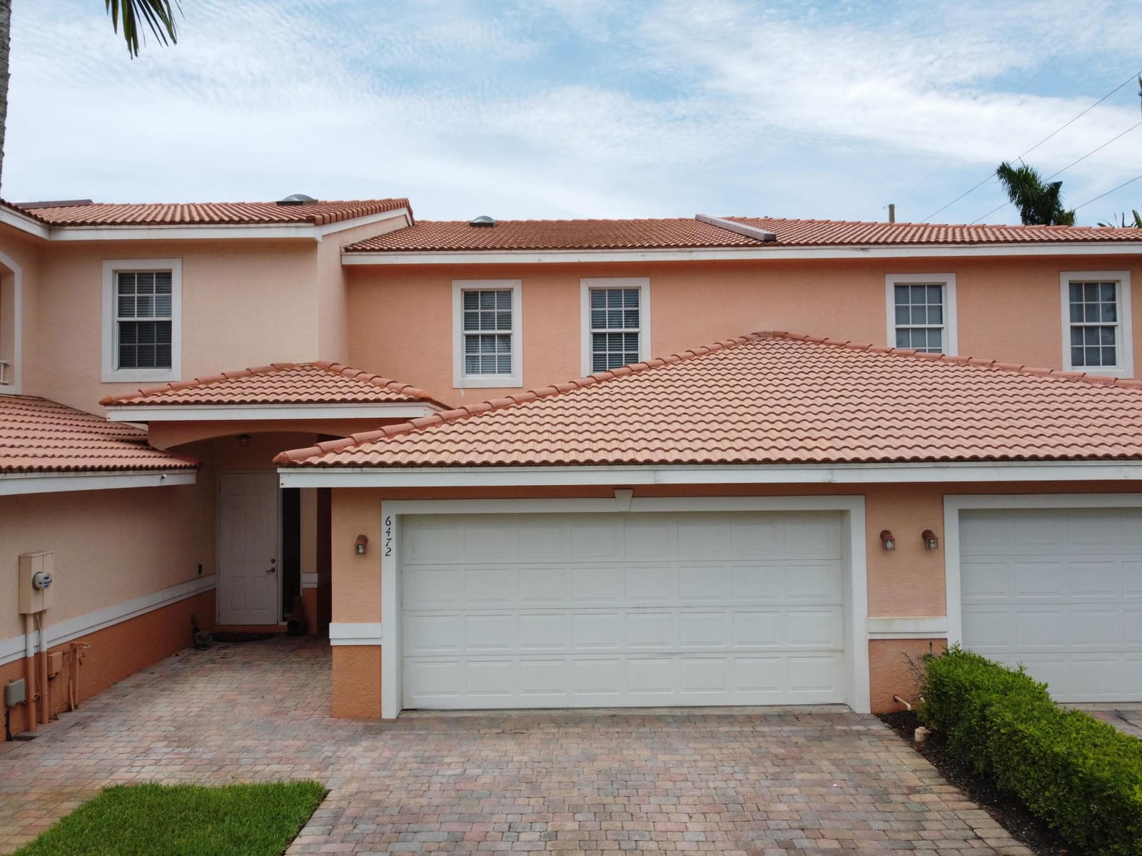 6472 Azura Lake Road — photo 1