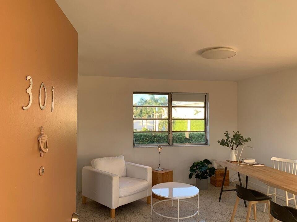 649 SW 9 Street 301, Miami, FL 33130