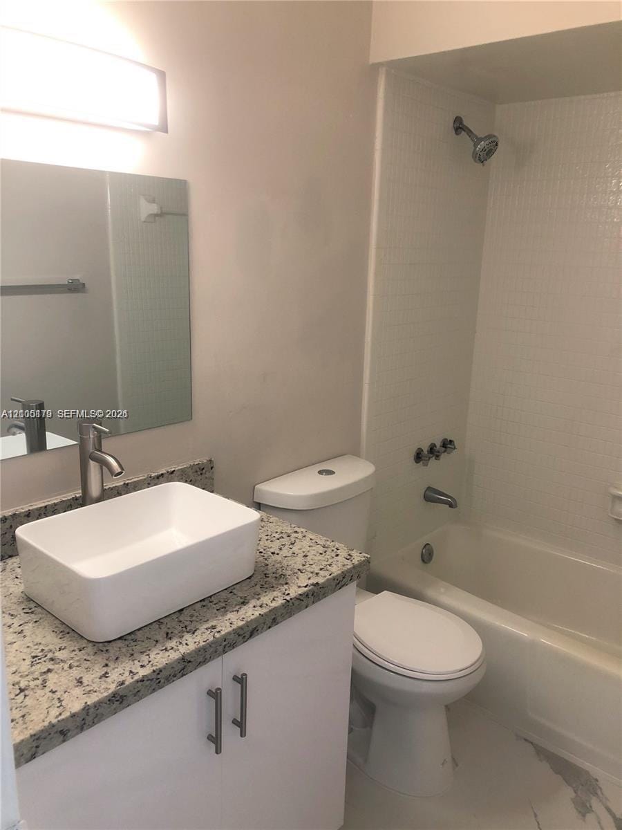 7443 Twin Sabal Drive — photo 5