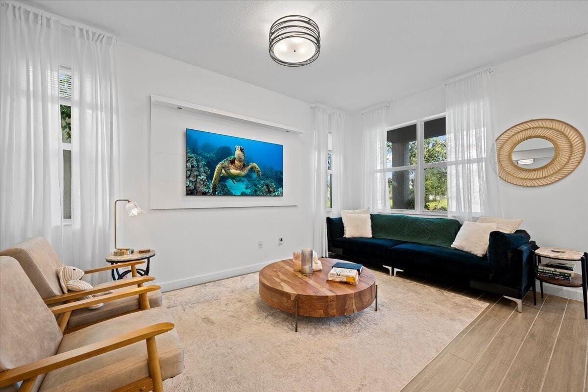 4886 Navali Drive — photo 4