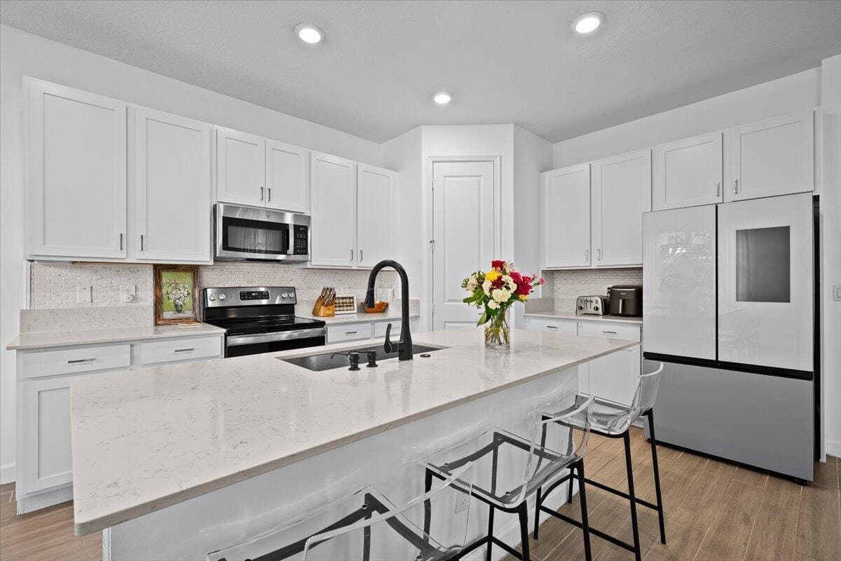 4886 Navali Drive — photo 8