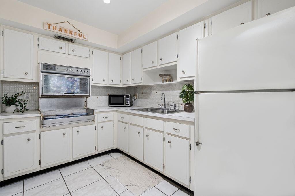 3720 Harrison Street 2 — photo 5