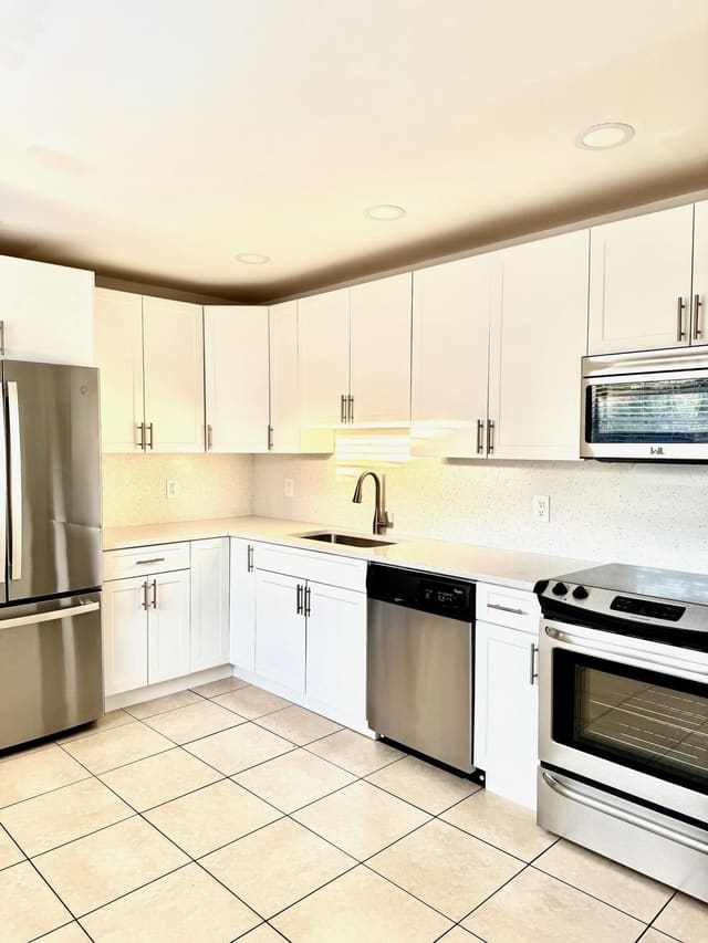 5549 Papaya Road, West Palm Beach, FL 33413