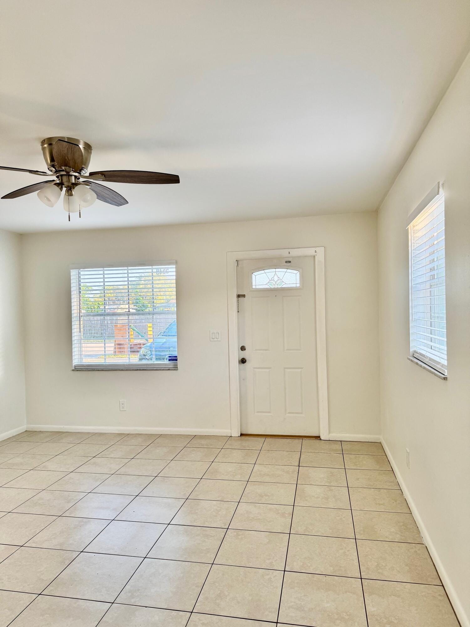 5549 Papaya Road — photo 3