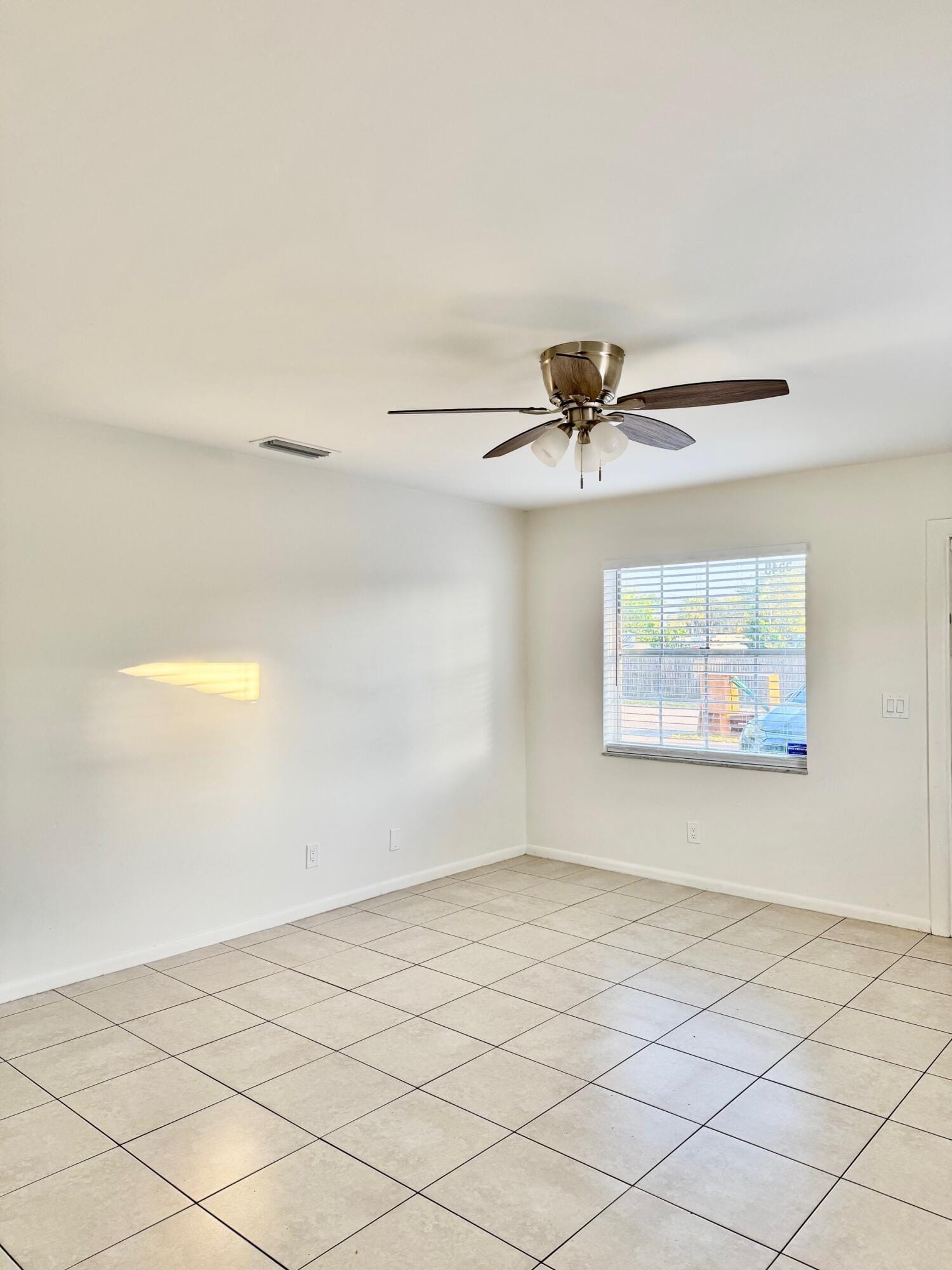 5549 Papaya Road — photo 4