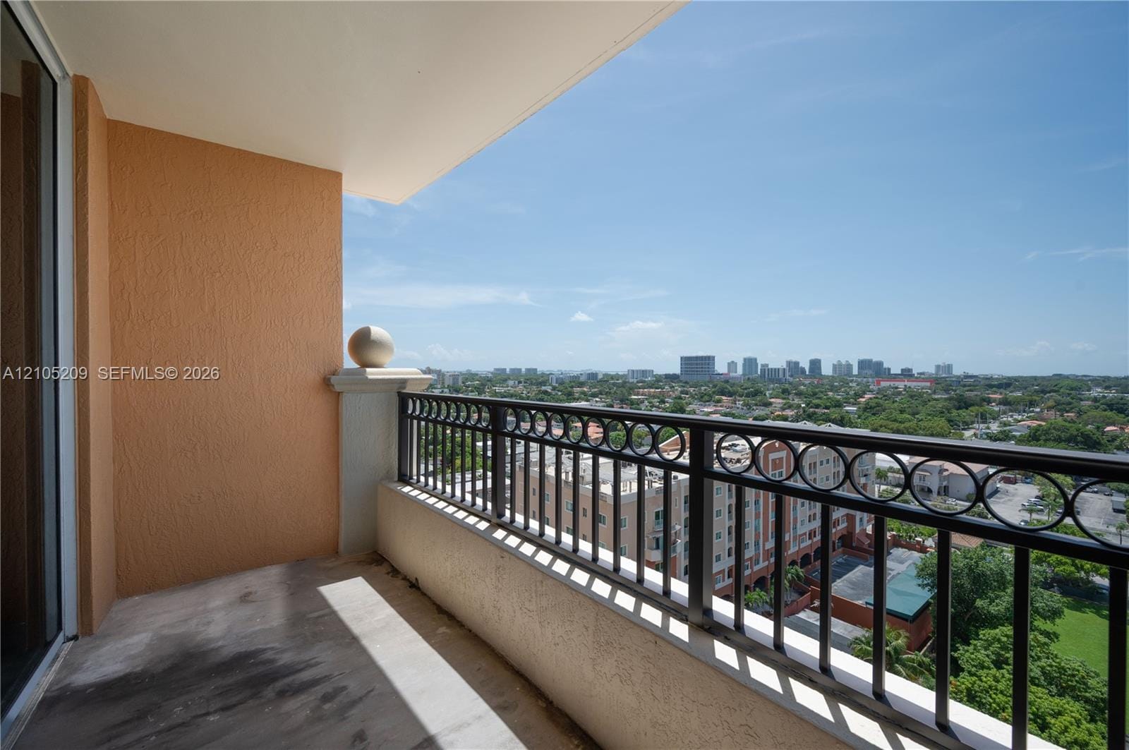 3232 SW 22nd Terrace 1405, Miami, FL 33145 photo 2
