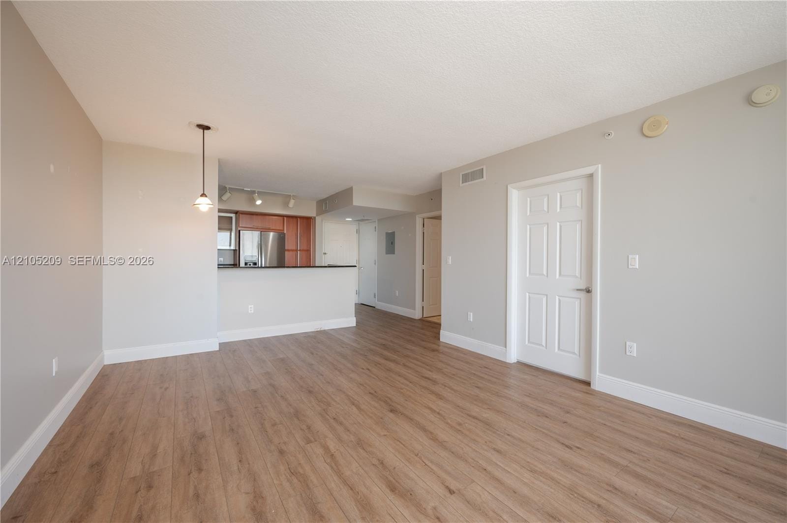 3232 SW 22nd Terrace 1405, Miami, FL 33145 photo 4