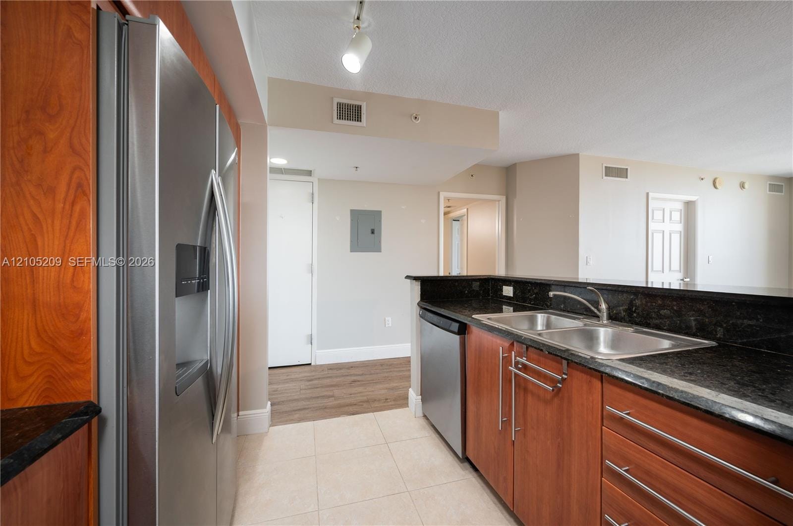 3232 SW 22nd Terrace 1405, Miami, FL 33145 photo 10